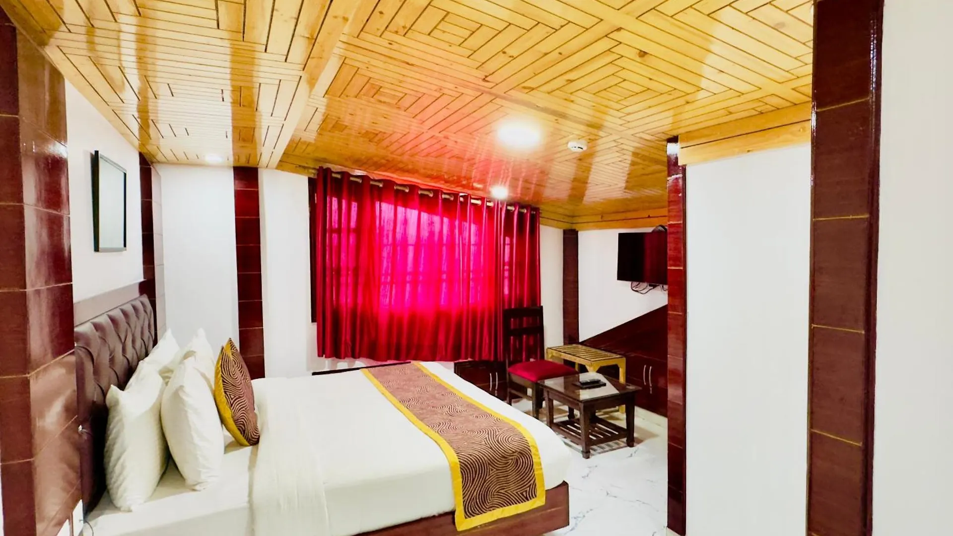 Hotel Pearl Grand White Near Volvo Bus Stand #Private Parking #Ac Rooms #In City Centre Shimla India